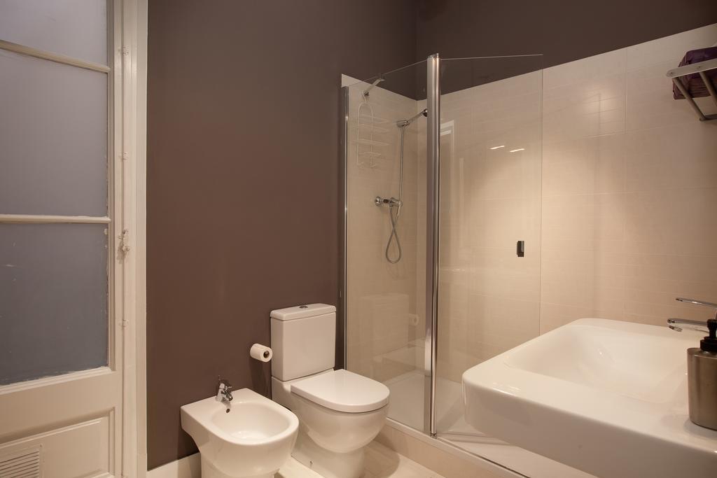 Enjoy Apartments Sofia Барселона Номер фото